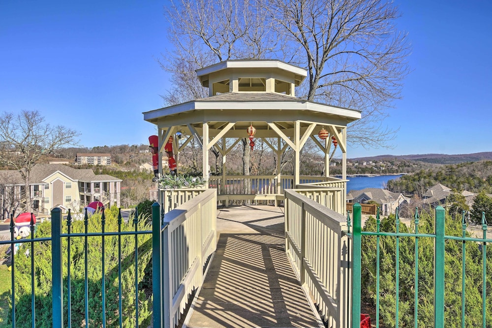 Condo in Lakefront Resort with Boat Launch and Pool - photo 16