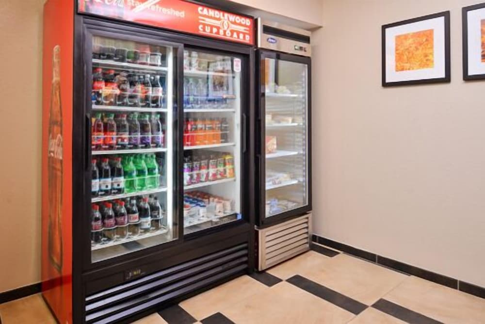 Candlewood Suites Beaumont by IHG - photo 23