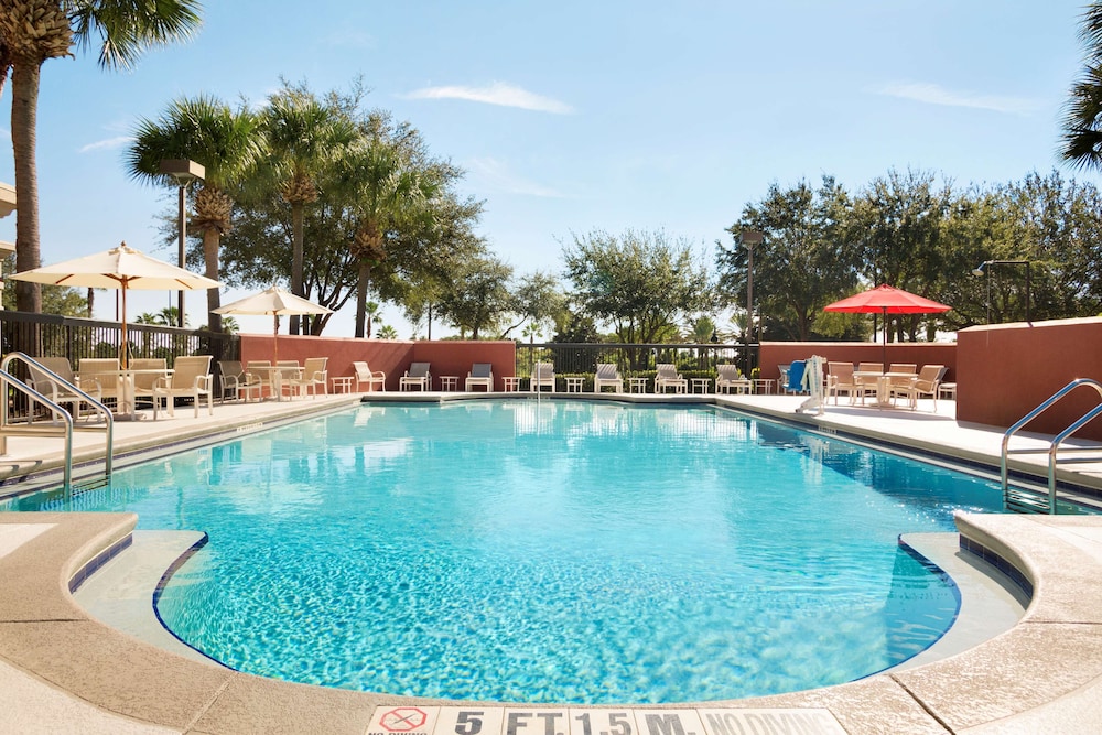 Hampton Inn Orlando International Drive Convention Center - photo 19
