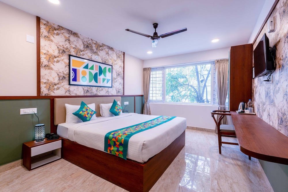 Treebo Emirates Suites Indiranagar - last minute hotel in Bengaluru
