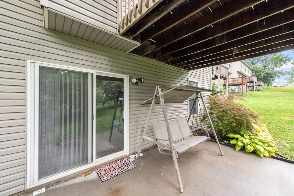 Beautiful Townhome 11 Minutes To Downtown Kansas City Mo - photo 26