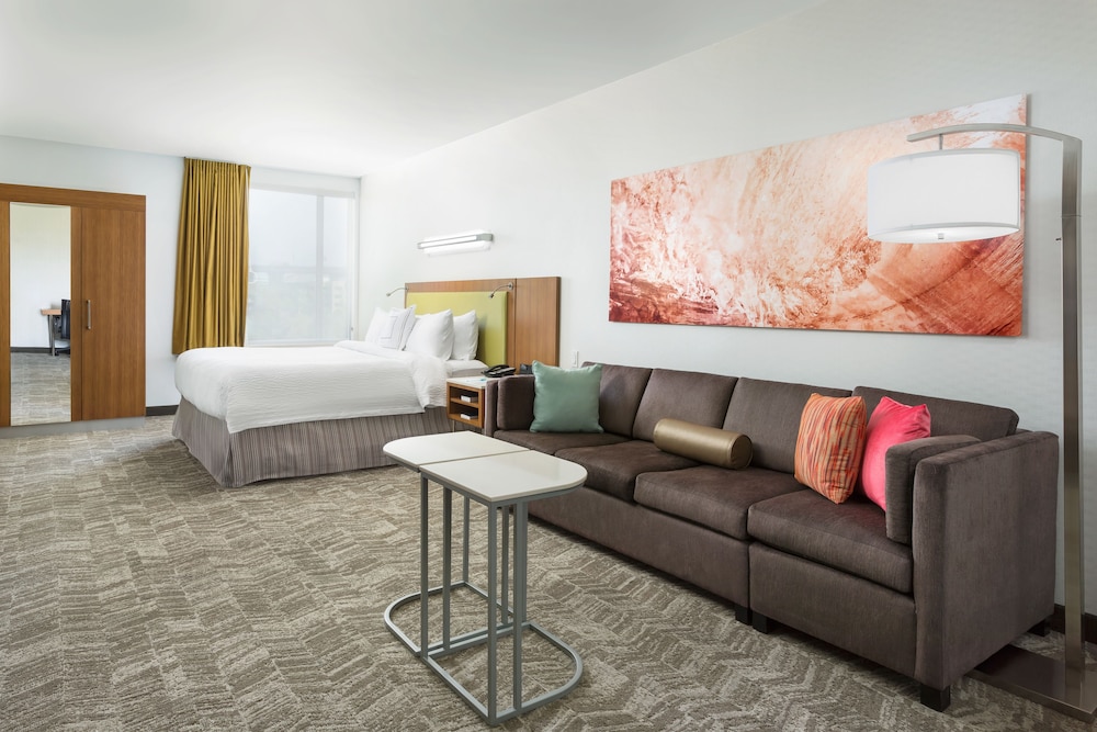 Springhill Suites San Diego Mission Valley - photo 7