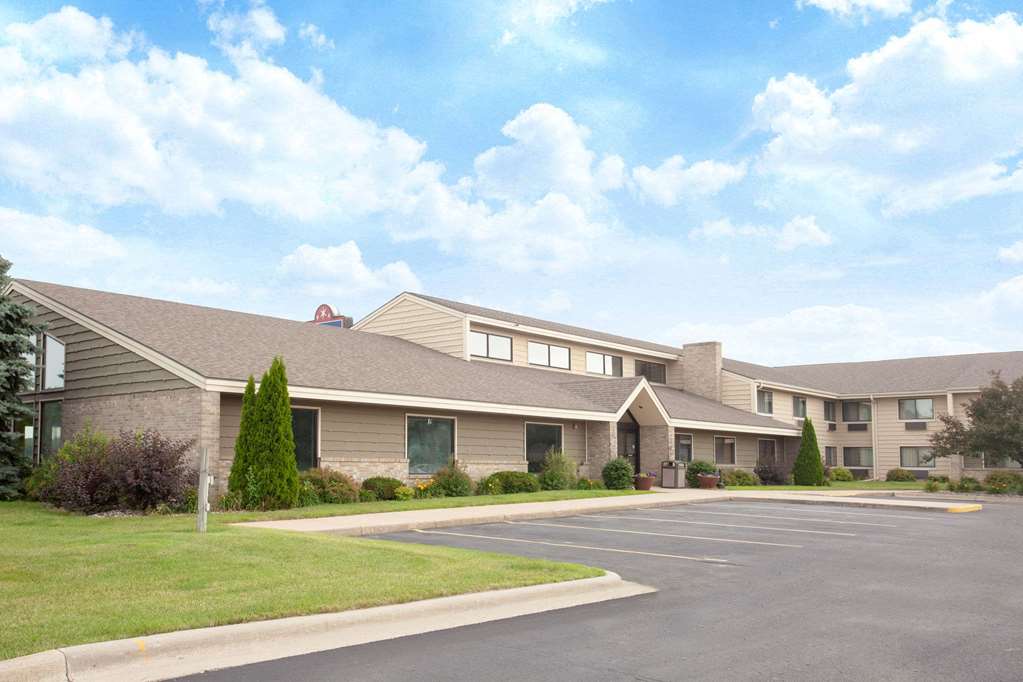 AmericInn by Wyndham Albert Lea - featured photo