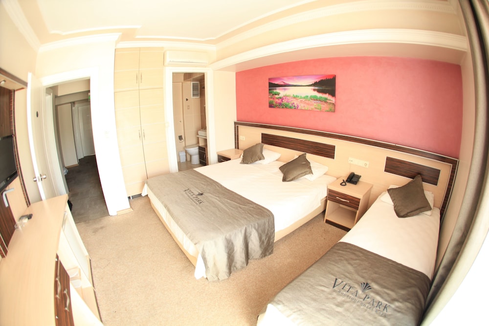 Vita Park Boutique Hotel — Izmir