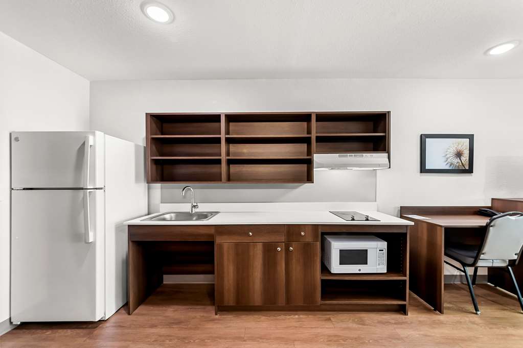 WoodSpring Suites Hudson Port Richey - photo 11