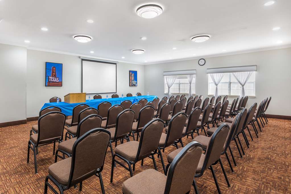 Best Western Club House Inn & Suites - photo 51