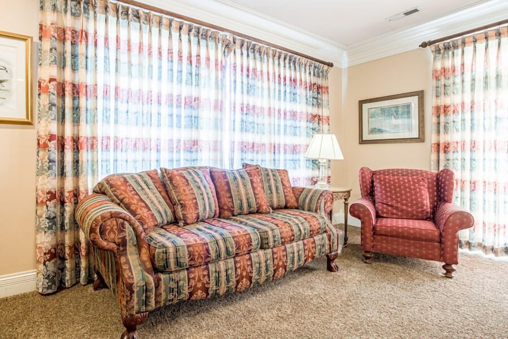 Whitestone Inn - photo 19