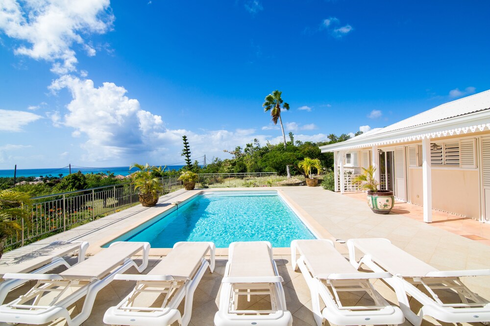 Madras - carbon neutral hotel in Unknown City