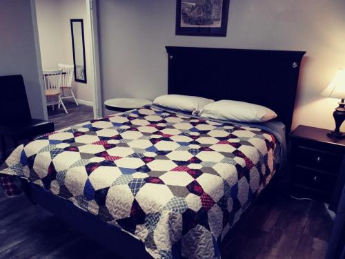 Sleepy Hollow Manor - photo 8