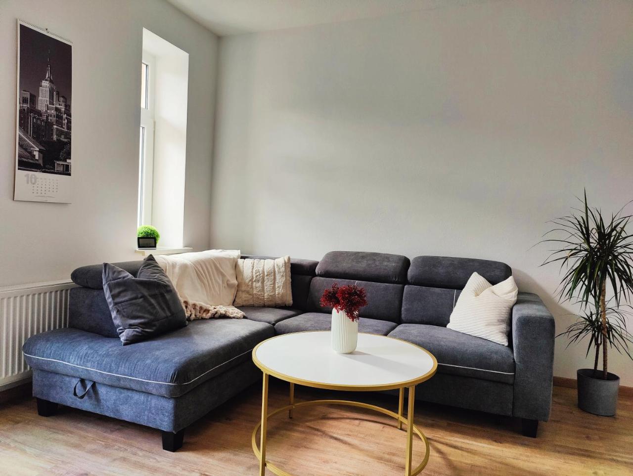 Neu sanierte Wohnung mit Balkon und Stellplatz — 4-Star Luxury Hotel in Erfurt, Germany