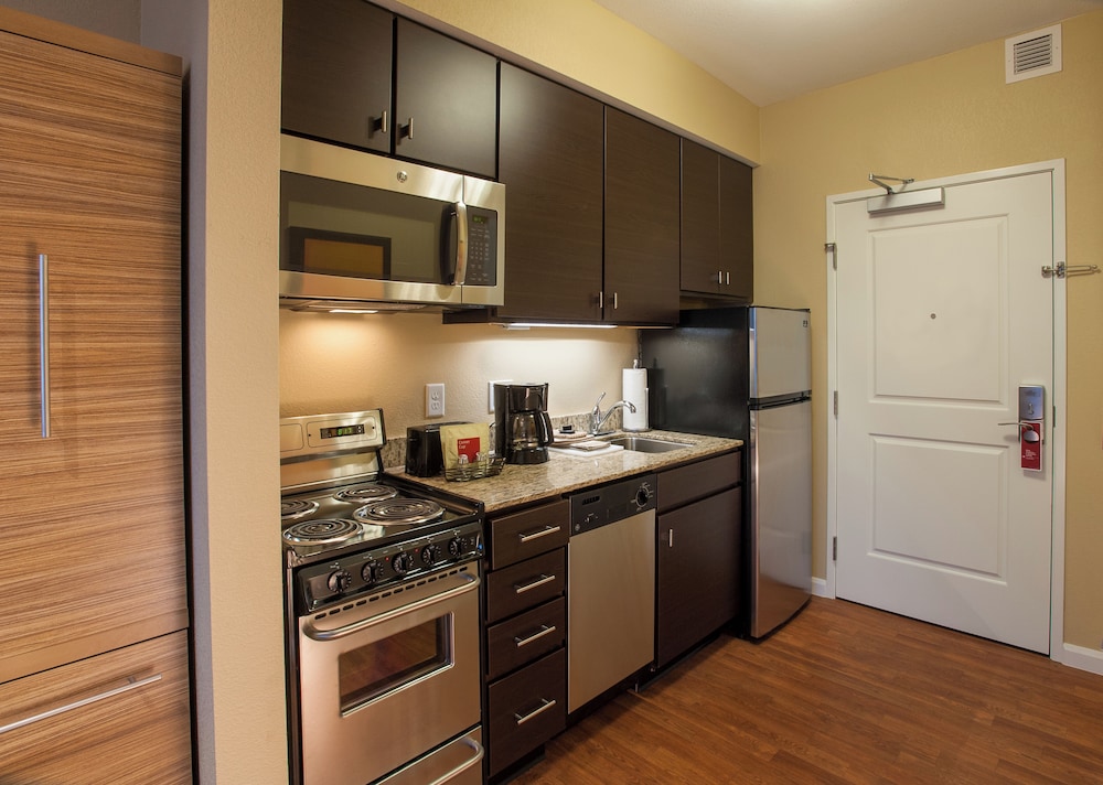 TownePlace Suites Minneapolis near Mall of America - photo 23