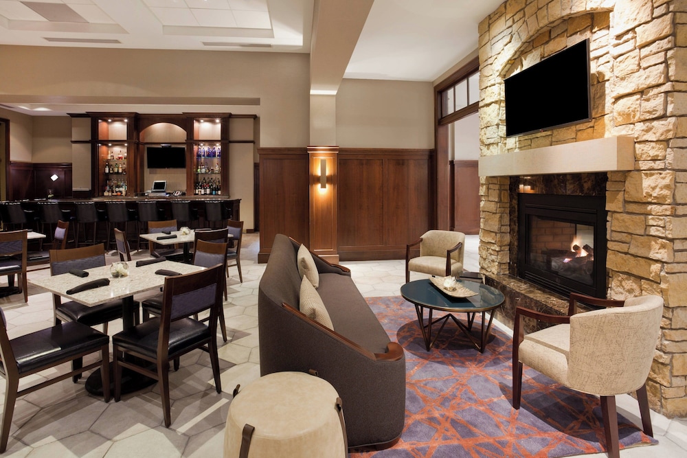 Sheraton St. Paul Woodbury Hotel - photo 23