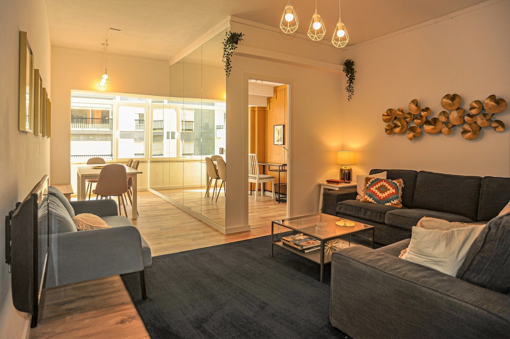 My Fair Lisbon modern flat with elevator in central Lisbon