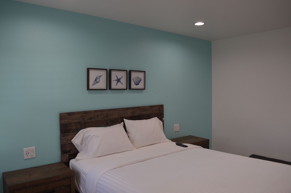 Calafia Inn - photo 13