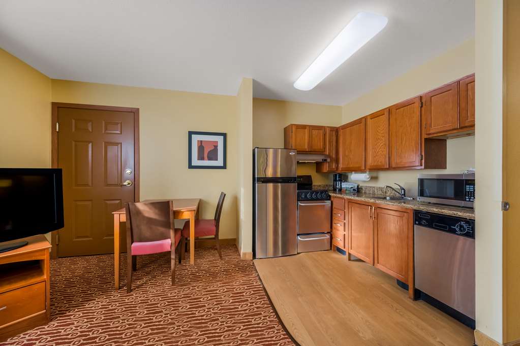 Sonesta Simply Suites Detroit Novi - photo 35