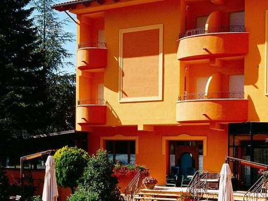 Hotel Ristorante Montenerone — hotel in Apecchio