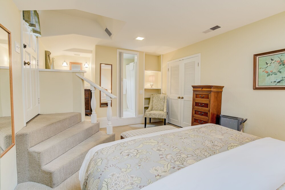 Sandpiper Inn - photo 13