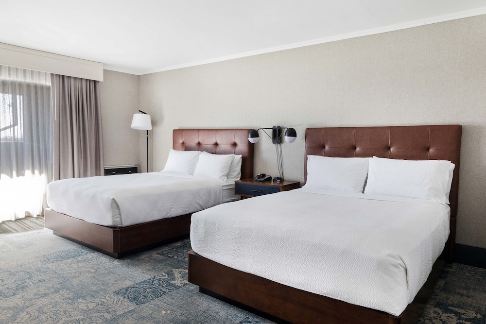 Four Points by Sheraton Ventura Harbor Resort - photo 7
