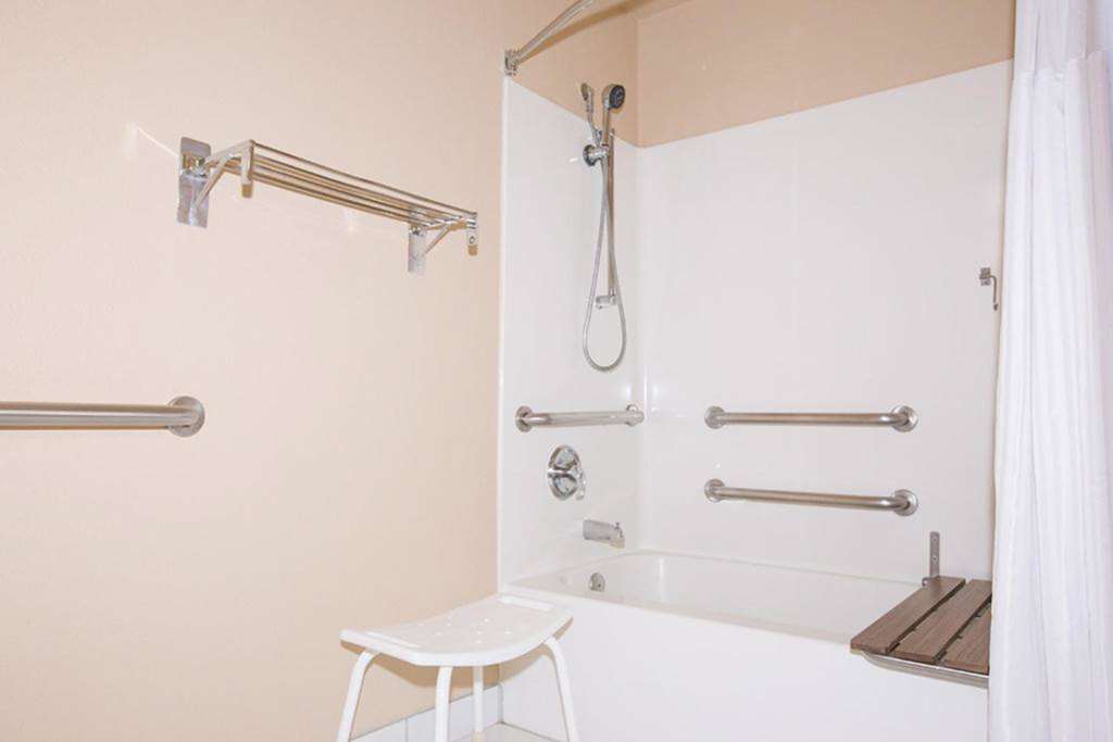 Red Lion Inn & Suites McMinnville - photo 25