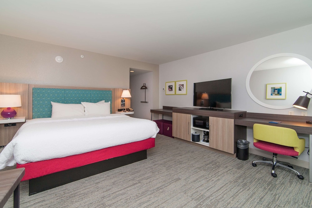 Hampton Inn Norwich - photo 28