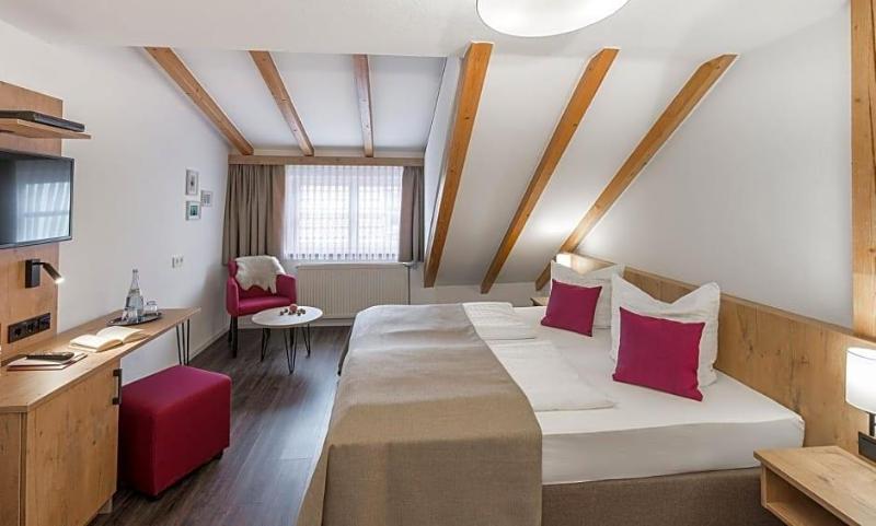 Hotel & Restaurant Lamm — Mosbach — photo 2