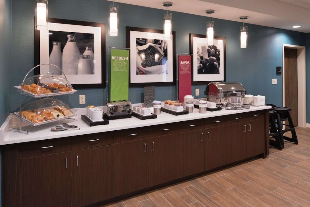Hampton Inn Leavenworth - photo 22