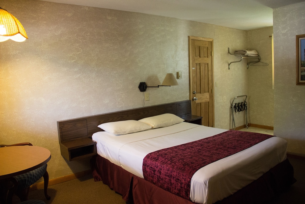 Fran Cove Motel - photo 10