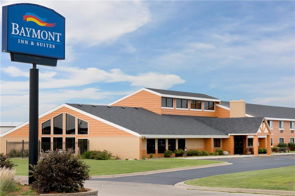 Baymont by Wyndham Marshalltown — hotel in Marshalltown