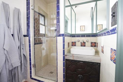 El Caminante Bar & Bungalows - photo 9