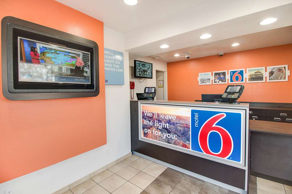 Motel6 Phoenix AZ East - photo 21