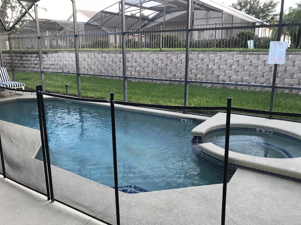 4BR 3BA Home in Emerald Island Resort by CV 8540 - photo 18