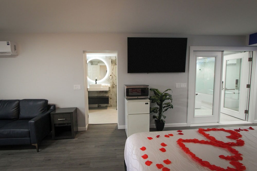 Envi Boutique Hotel Henderson Evansville South - photo 50