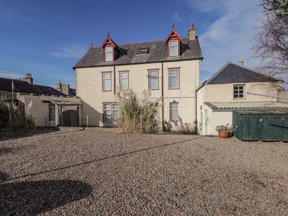 1 Seafield Street 10333300 — Buckie