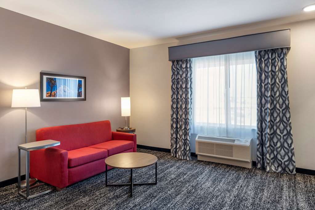 Best Western Plus Coachella Valley Inn & Suites - photo 13