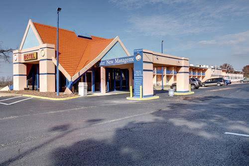 Knights Inn Rolla — Rolla