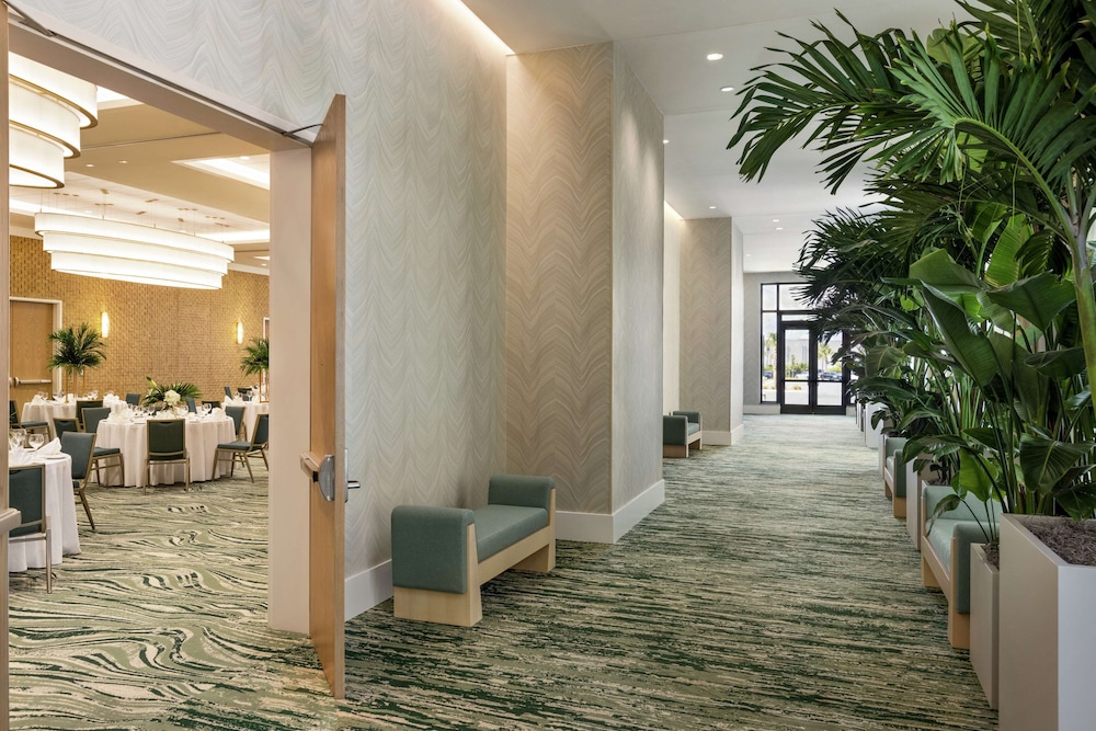 Embassy Suites by Hilton Panama City Beach Resort - photo 100