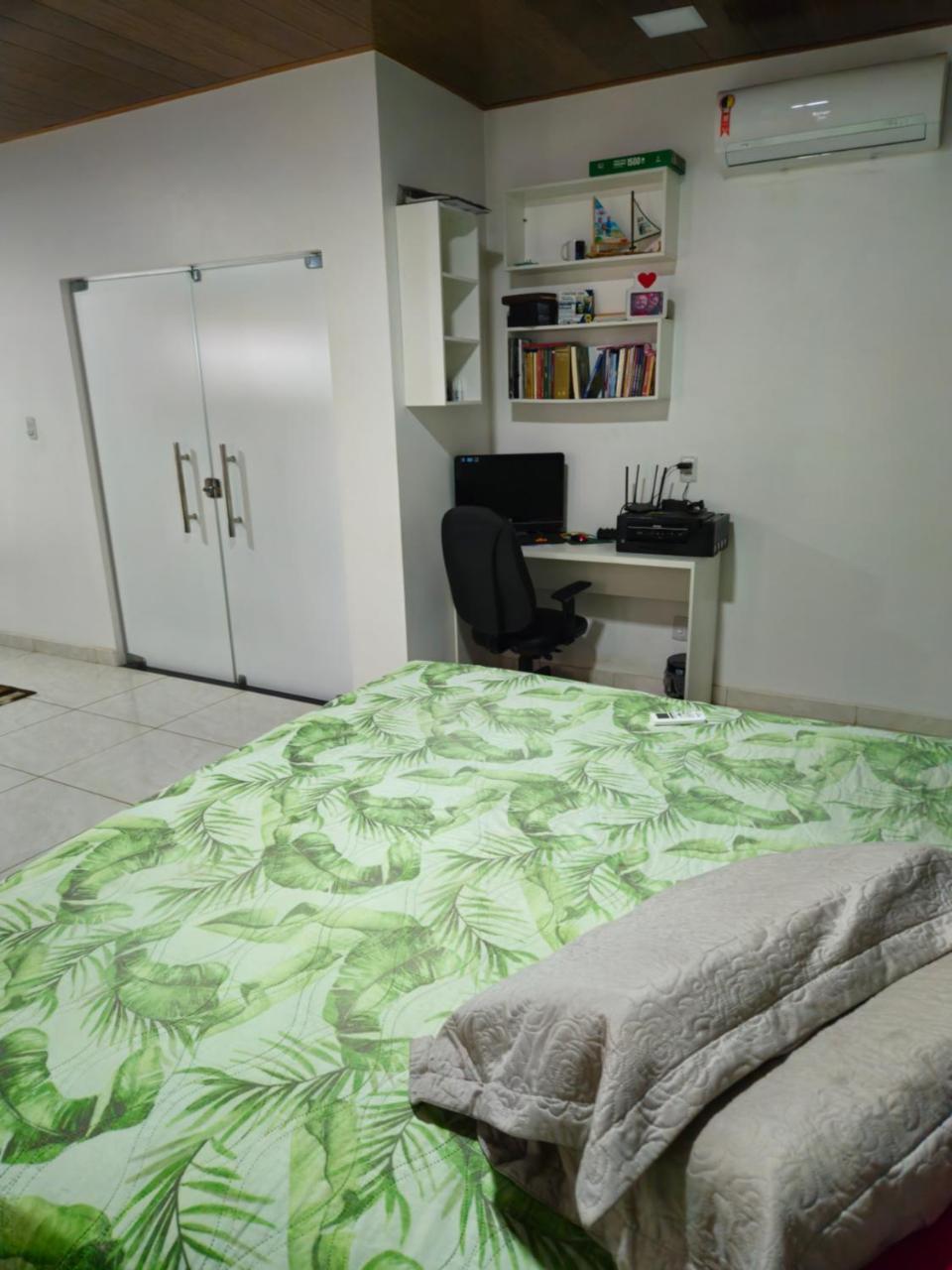 Quarto Grande Proximo Ao Mangueirao — Belem — photo 4