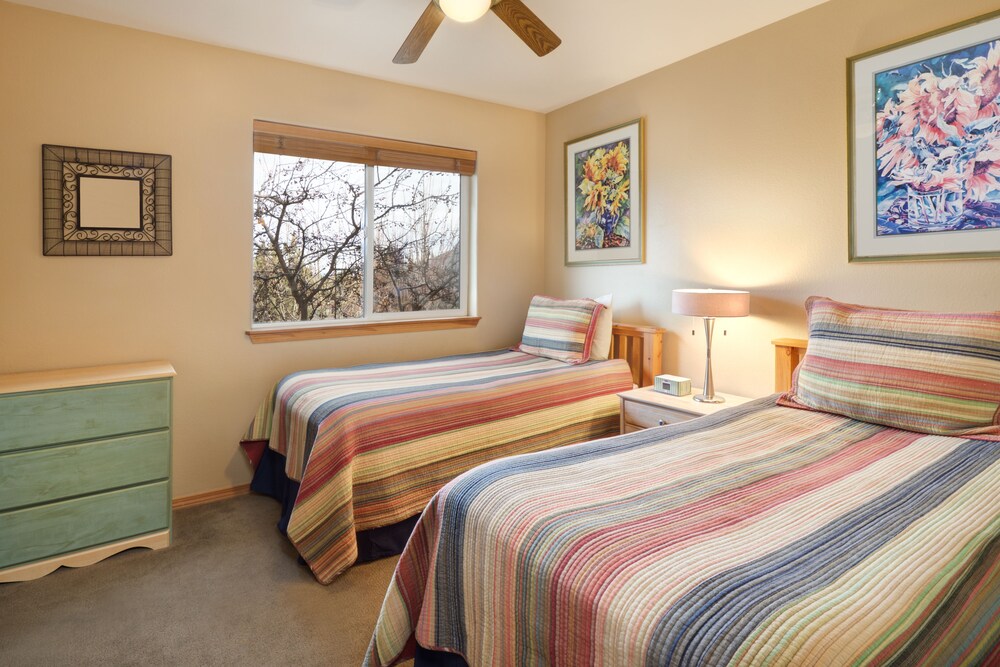 Eagle Crest Resort Vacation Rentals - photo 6