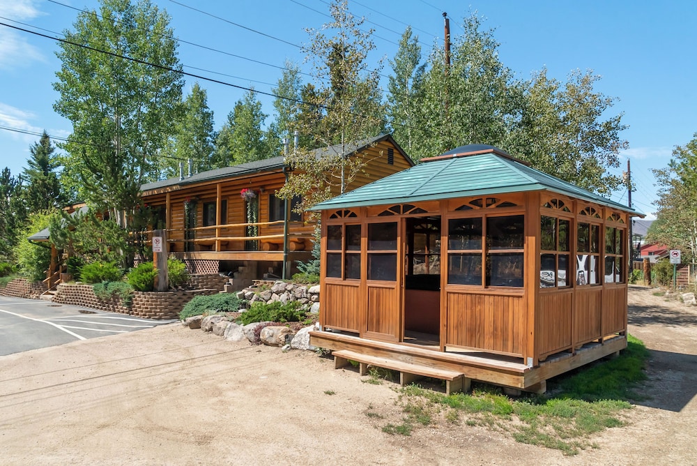 Spirit Lake Lodge - photo 32
