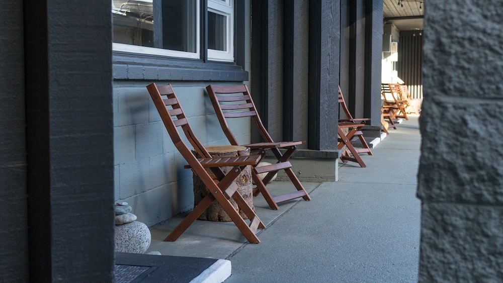 Heliotrope Hotel - photo 71