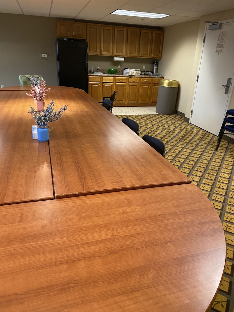 Candlewood Suites Williamsport by IHG - photo 54