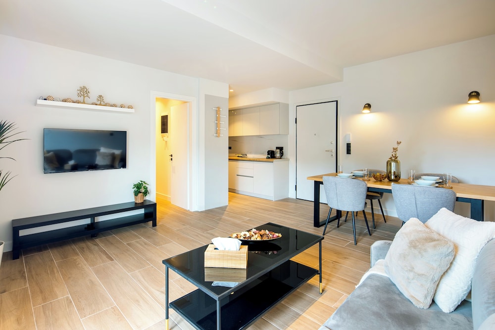 Nova 1 Bedroom Apartment in Athens — 4-Star Luxury Hotel in Athens, Greece
