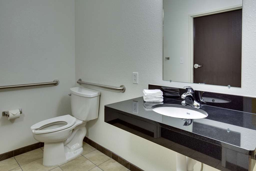 Motel 6 Poplar Bluff MO - photo 60