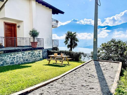 Holiday Home Cape Cod by Interhome — 4-Star Luxury Hotel in Vercana, Italy