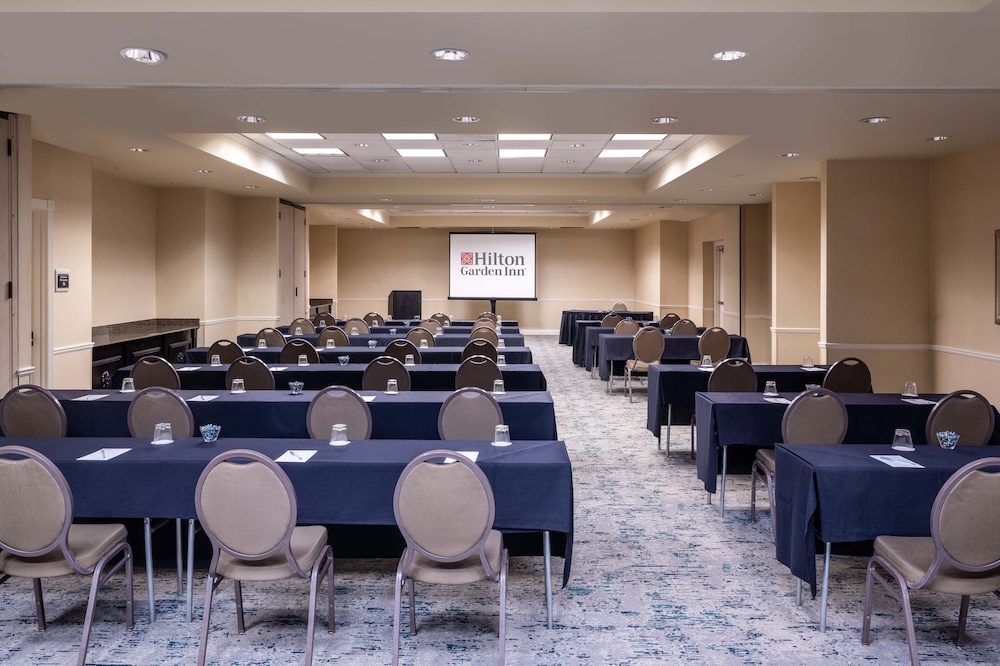 Hilton Garden Inn Dallas Lewisville - photo 31