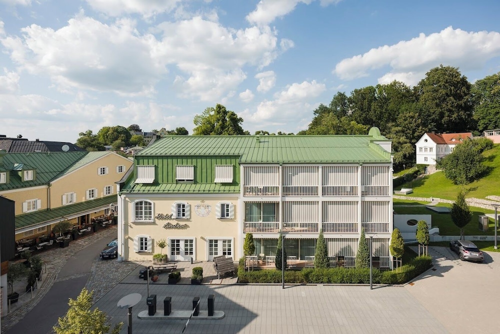 Romantik Hotel Das Lindner — hotel in Bad Aibling