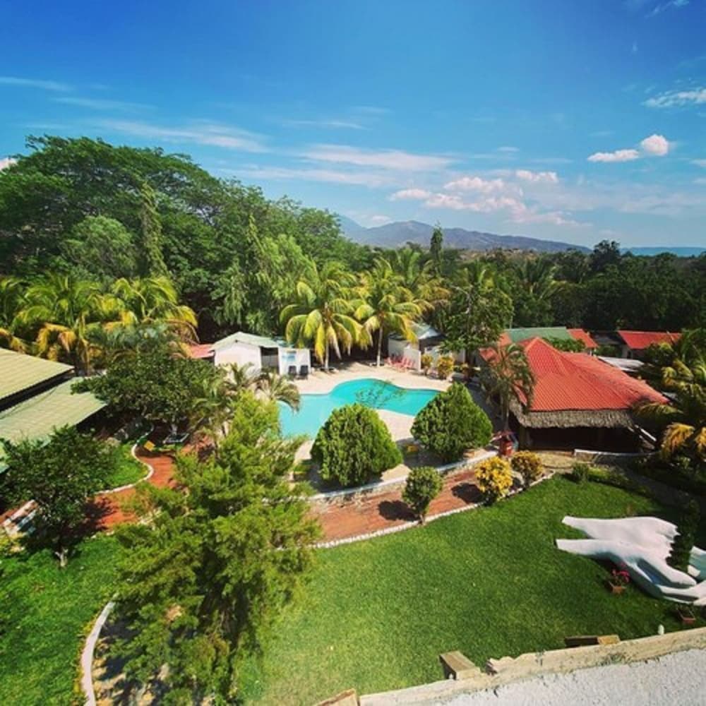 Hotel Hacienda Del Pedregal — Zacapa