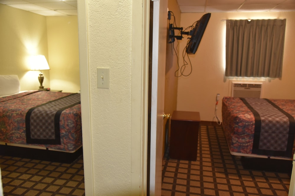 Extended Stay Snyder - photo 14