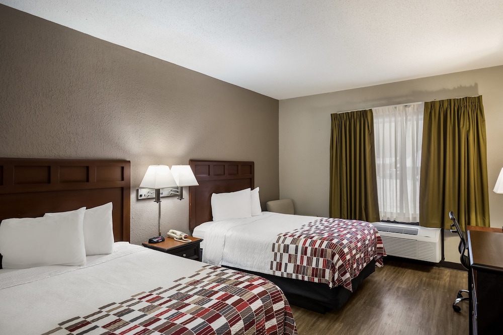Red Roof Inn & Suites Bloomsburg Mifflinville - photo 16