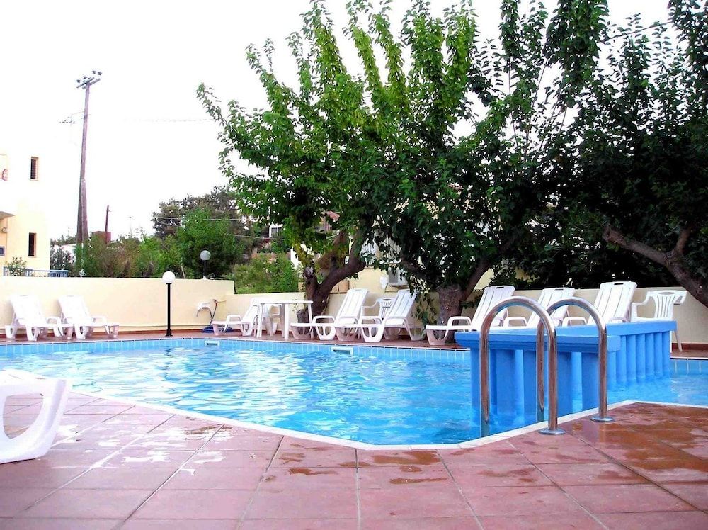 Marianthi studios - carbon neutral hotel in Chania